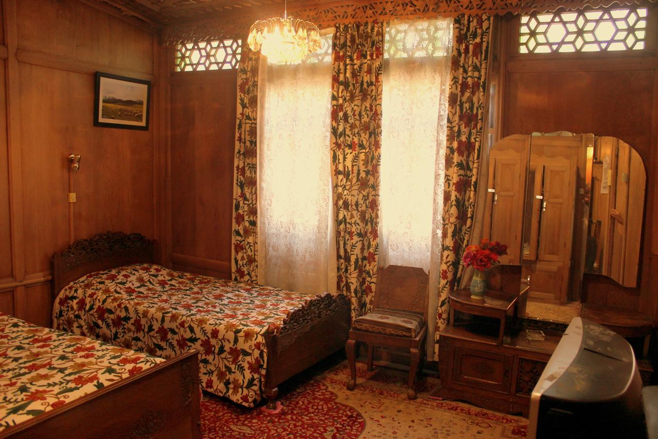 Morning Star Group Of Houseboats Srinagar (Jammu and Kashmir) Exterior photo